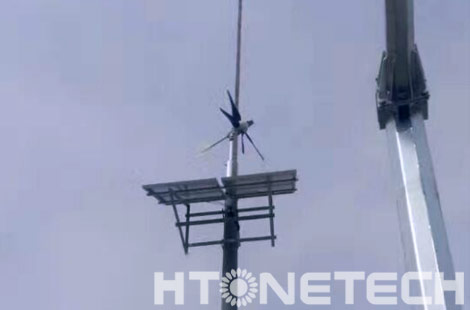 【华通远航】内蒙古京新高速风光发电系统指导安装